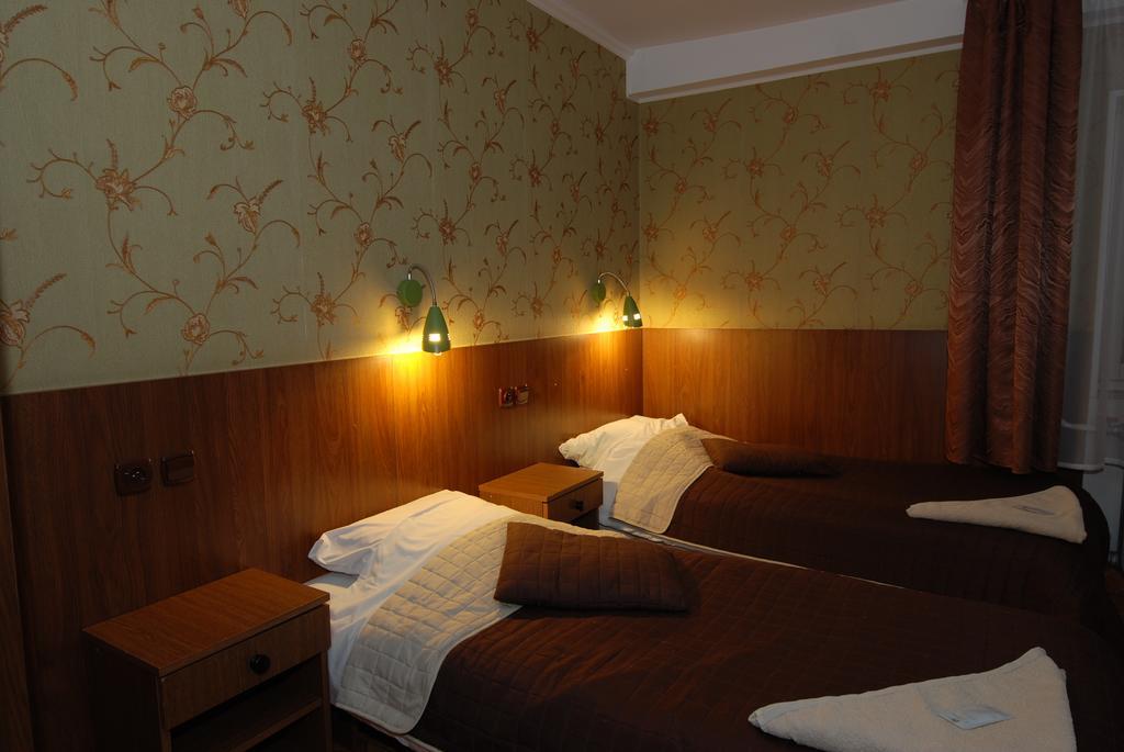 Hotel La-Musica Piaseczno  Εξωτερικό φωτογραφία