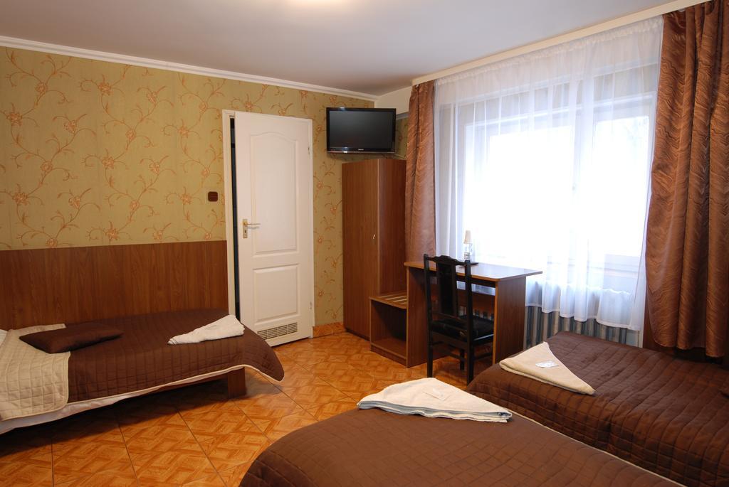 Hotel La-Musica Piaseczno  Εξωτερικό φωτογραφία